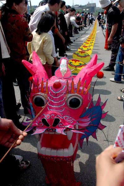 japanese dragon kites